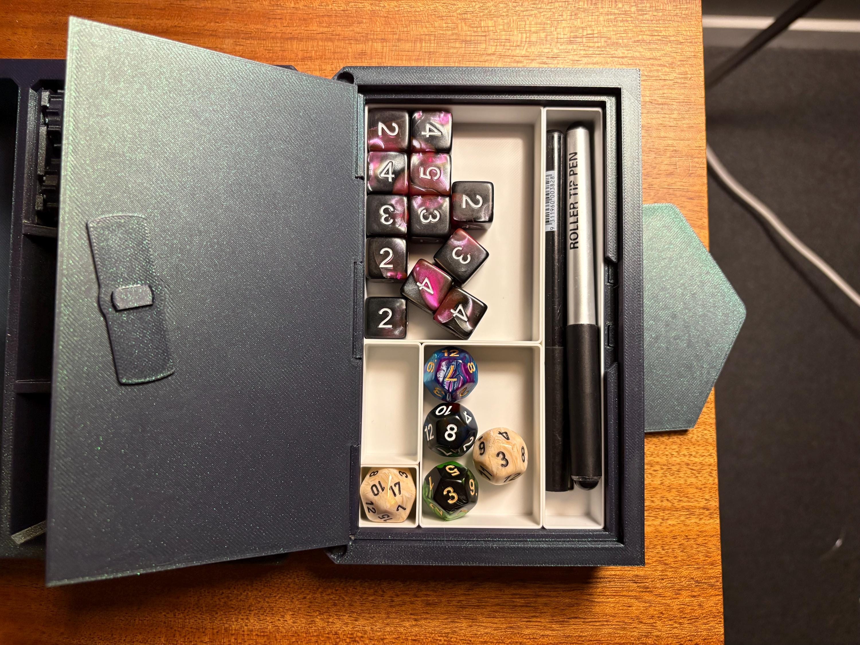 D&D Ultimate Player Tracker (Door Storage)